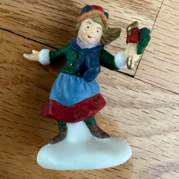 Department 56 Heritage Village Collection Nine Ladies Dancing IX Dickens Village - Picture 4 of 16